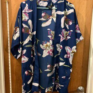 Size OSFM - Cajun - Blue and Floral Short Sleeve Wrap